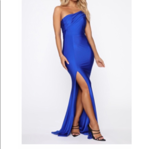 Fashion Nova Dresses & Skirts - EVENING ROMANCE ONE SHOULDER MAXI DRESS